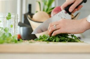 What Are The Best 5 Zero Waste Kitchen Hacks?